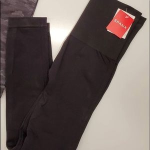 Spanx Seamless Black Leggings, Size Large